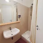 ゲストハウス House