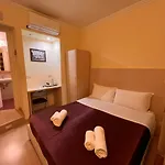House 4*