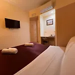 House 4*