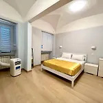 ゲストハウス House ローマ