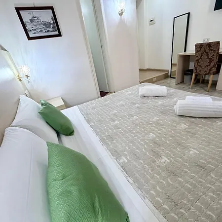 ゲストハウス House 4*