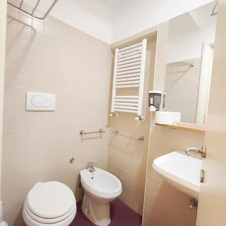 House 4* Roma