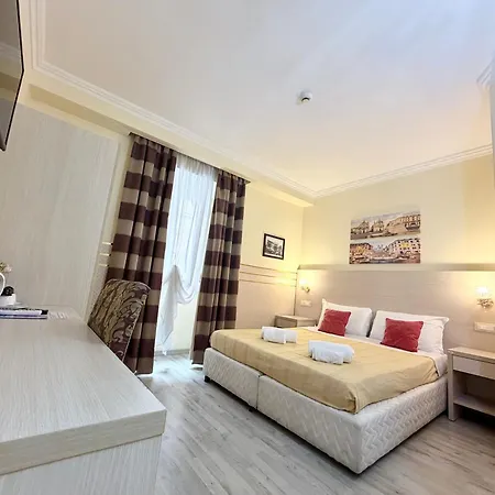 House 4* Roma